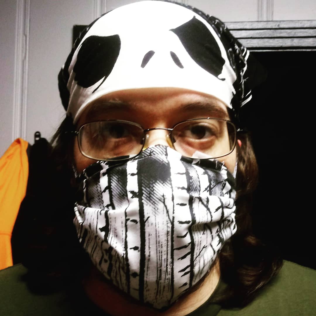 PrintInkling's tweet photo. We don't really have #WordsToPutOnMasks

We prefer trees. 

Hand drawn, manually printed with custom blended eco friendly inks. Large pouch for filter variety, ties with Paracord to avoid elastic burn 💜

https://t.co/sPeHQaHwXZ

#handmade #SmallBusiness #supportsmallbusiness https://t.co/vvhXFse9Xy