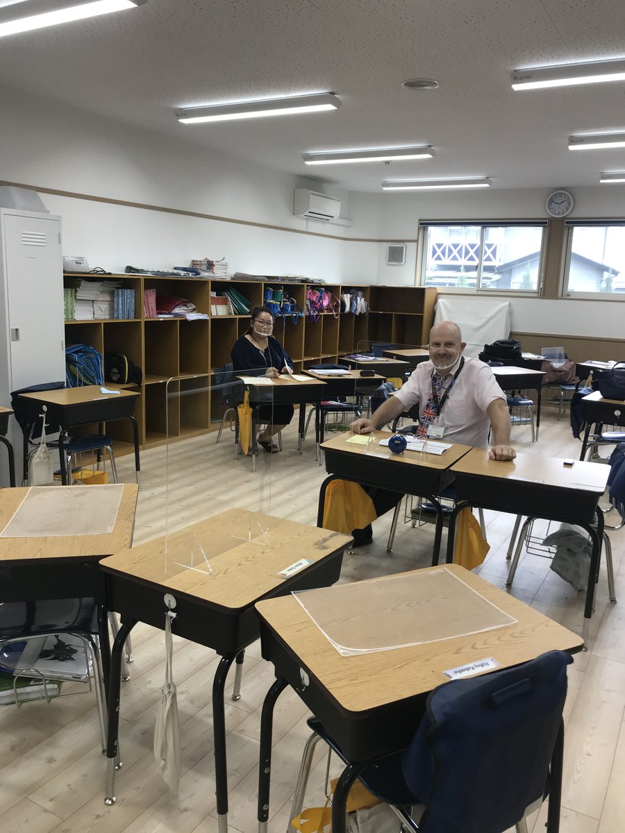 Cambridge_Japan's tweet photo. A peak inside the speaking test room with JP004 ~ safely delivered #A2Key & #B1Preliminary screens, clear mats, extra materials, distanced, sanitized & still smiling. Only thing missing the really cool kids we had the pleasure to meet! https://t.co/6QmOO0kwaC