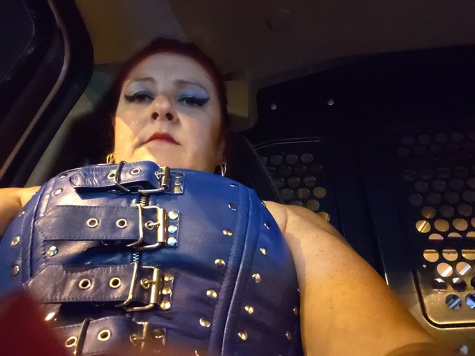 Stay down there where you belong....!! https://t.co/7Nc9WNvVYz https://t.co/FLuskxblPf