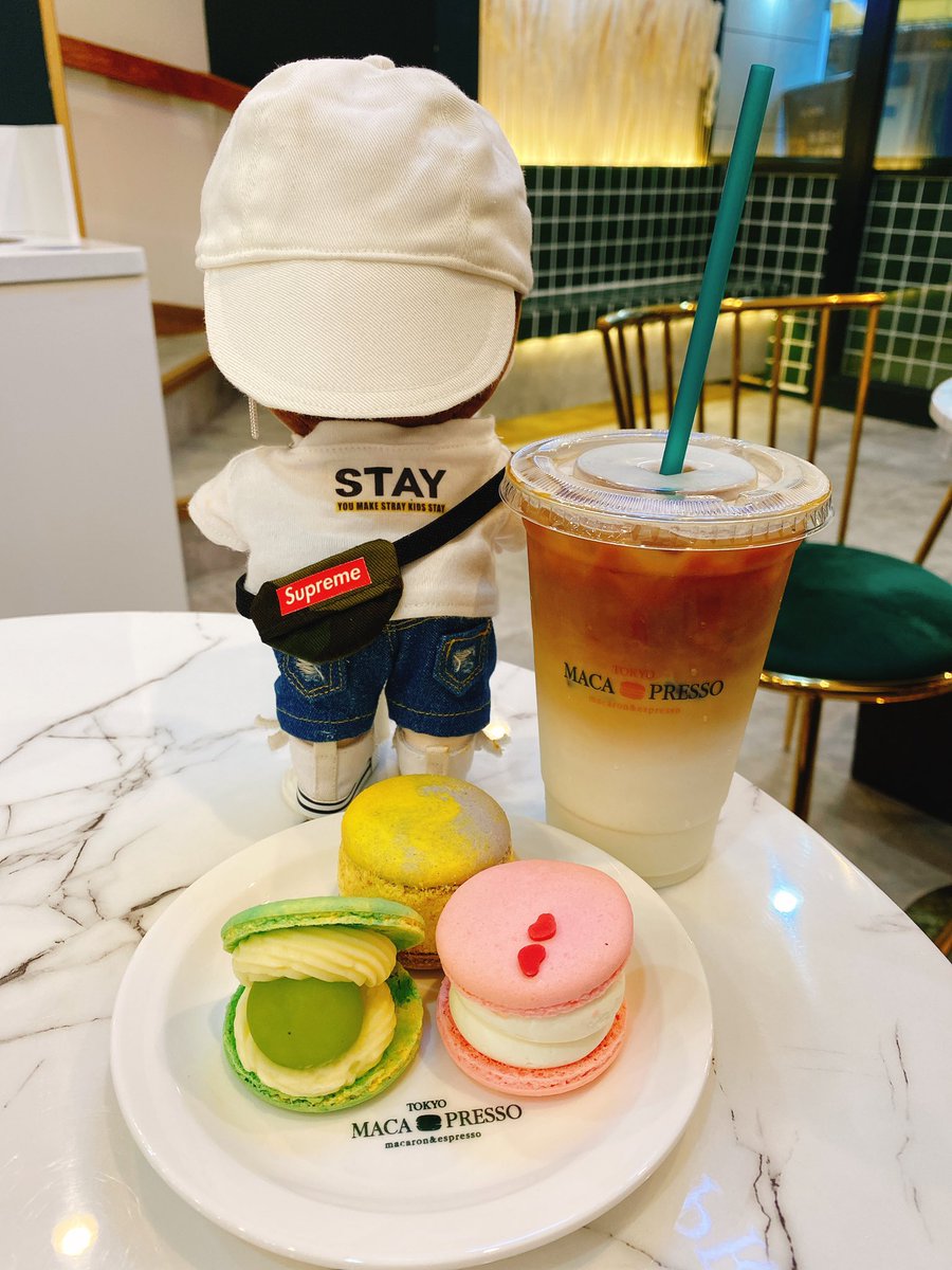 sparksensei's tweet photo. 昨日ジソンくんのぬいが届きました〜😍🐿
めっちゃ可愛い💗

やっとSTAYTシャツ着せれたー🤗
念願のマカプレッソも来れた〜🎶

 @squirrel_hann 様
@Straykids_JP_ 様
取りまとめありがとうございました。 https://t.co/GkSlG4dghQ