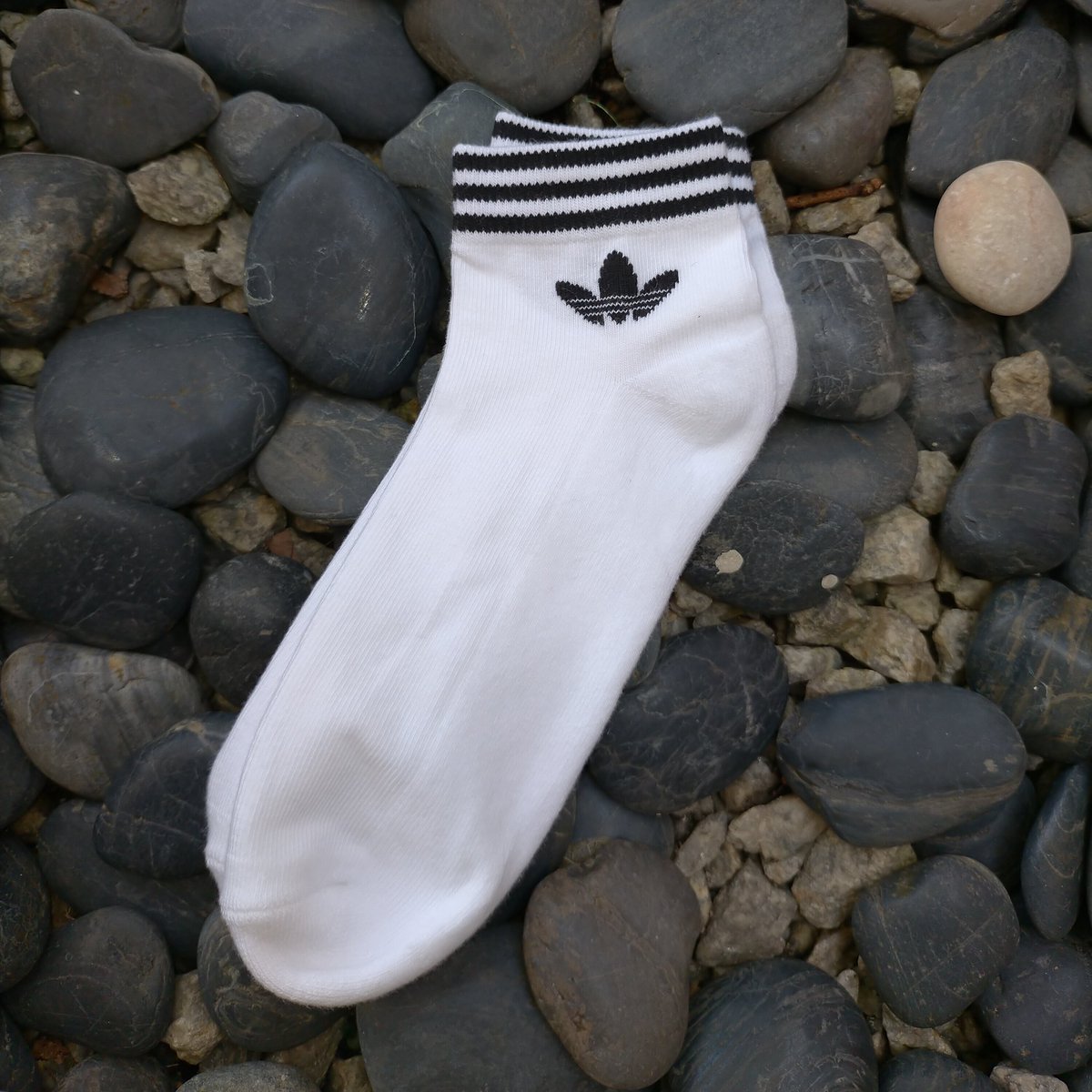 KuenCheng_'s tweet photo. New merch 
adidas x KC https://t.co/iEenYMARZ3