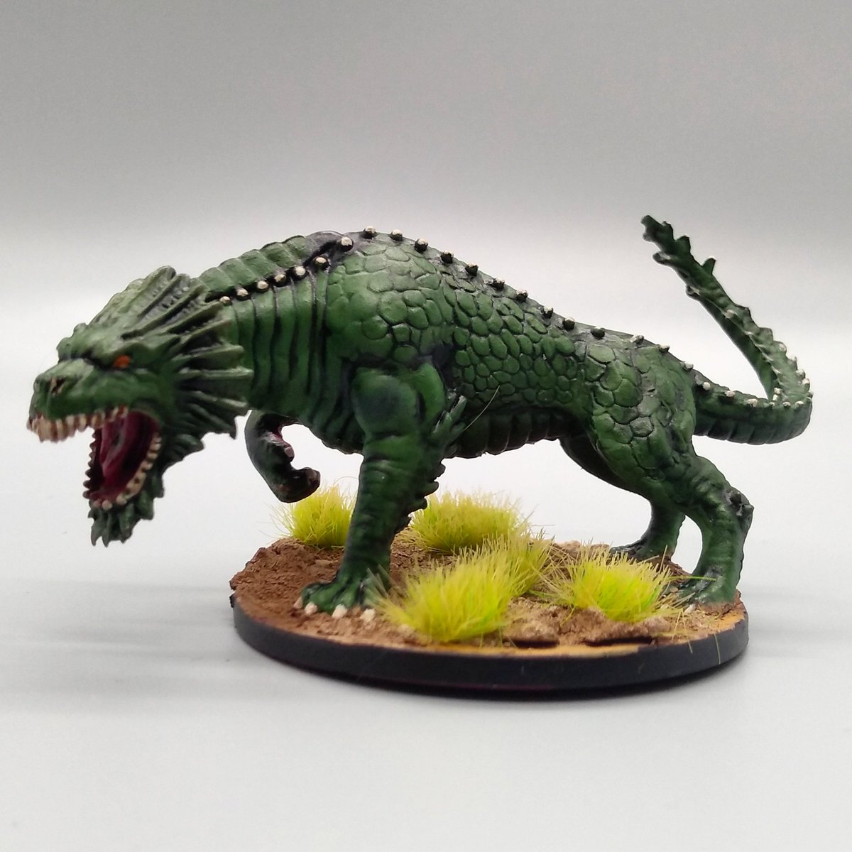 magic_minstrel's tweet photo. Green Drake

#miniatures #paintingminis #boardgames #tabletop #miniaturepainter #commissionpainter #modelpainter #brushforhire #mini #painting #coolminis #fantasy #commissionsopen #monster #dragonkin #citadel #critterspaint #ttrpg #rpg #dnd #dungeonsanddragons #reaperpaints https://t.co/YUCLAL4M8T