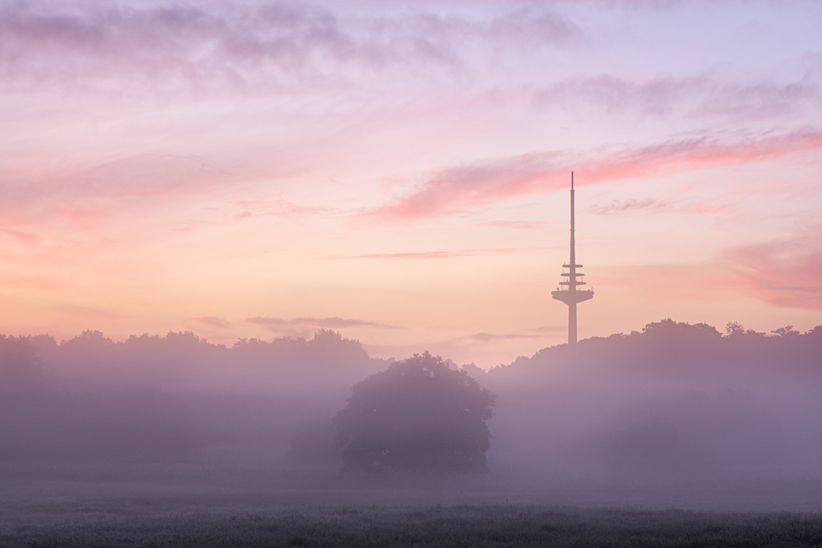 MBergnerFoto's tweet photo. Guten Morgen! Today morning I spend photographing a landmark of #Kiel during a very nice #sunrise. https://t.co/WTIETOM4Ik