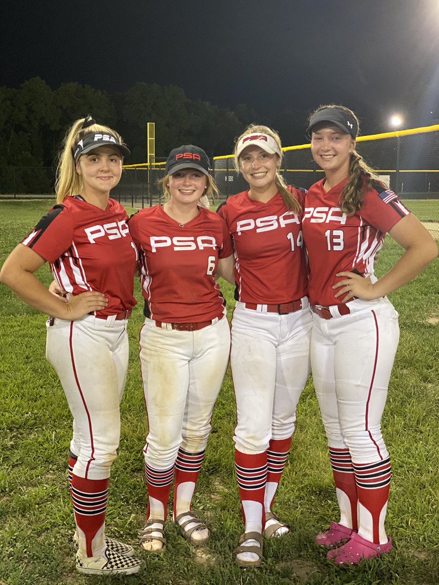 This team took the field together for the last time tonight. Four of these girls started PSA with Ballard 5 years ago. Look how far we’ve come! No doubt these girls are going to do great things! Thanks for all the memories! ❤️🖤🤍 #psastrong #psamemories #psafamily