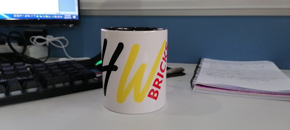 DOUBLEE_CaDA's tweet photo. AustrianLegoFan:
Sie ist da!! Die HWBricks Tasse😍. Nun ist es Zeit einen Kaffee zu geniessen! HWBricks ist ein klasse Kanal für Brick-Fans die ehrliche und informative Videos wollen👍: https://t.co/S4C4P2IUef #hwbricks #germanalf https://t.co/i48Zi5N90n