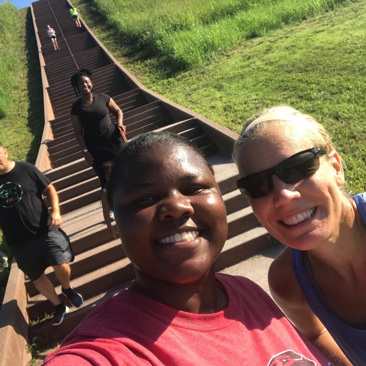 CoachK_40's tweet photo. Nothing better then running into former SIUE player @1_juiceeberry, running Cahokia Mounds’ stairs this morning...with her whole family! 🌟❤️😃 #StillBeastMode #WeBothCrazy #154Steps https://t.co/6Zcp3tiUHl