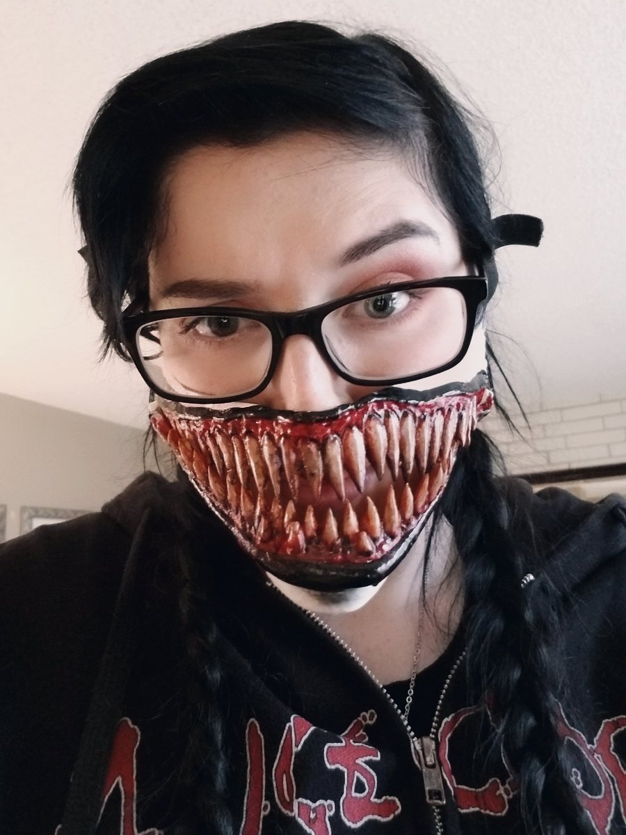 xMadameMacabrex's tweet image. Like my new mask overlay? Fits nicely over a black facemask. Safety first 😈😂