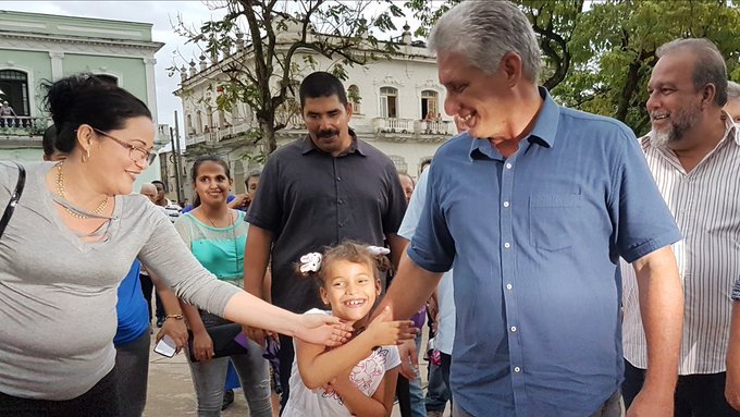 MariEle2020's tweet photo. #ViernesDeEscribirte y hacerte saber que nuestro presidente @DiazCanelB y el pueblo de #Cuba garantizarán la continuidad del proceso revolucionario cubano #CubaEn26
#QdeC♥️
#DZT https://t.co/hxtV0oR13C