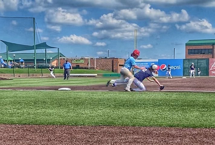 AndriaMoran3's tweet photo. Toughest 1rst baseman in the biz!
#reptheBox
#618baseball
#1stbase
#out
@BaseballBatters
@BaseballLancers
#godonkey https://t.co/E9sV8dreKh