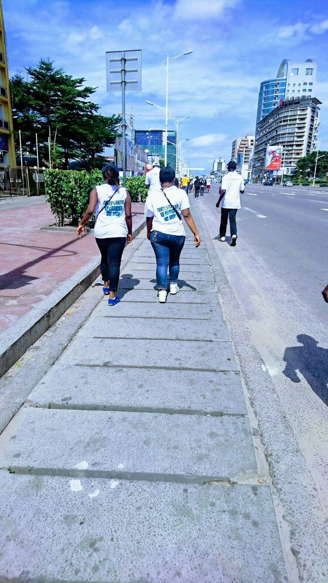 ExkluzivaC's tweet photo. Votre Agence organise aussi des #marches de #santé à #Kinshasa @JimmyMpezo @BotambaJoelle @DeniseNyakeru @BLomeya https://t.co/gaueio7sTC