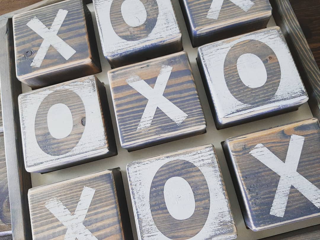 Studio26Designs's tweet photo. Great custom set in gray &amp; white

#tictactoe #xsandos #california #heart #calilove #graystain

#studio26designco #custom #personalized #homedecor #fatetx #itsfate https://t.co/KXgxdsxNDF