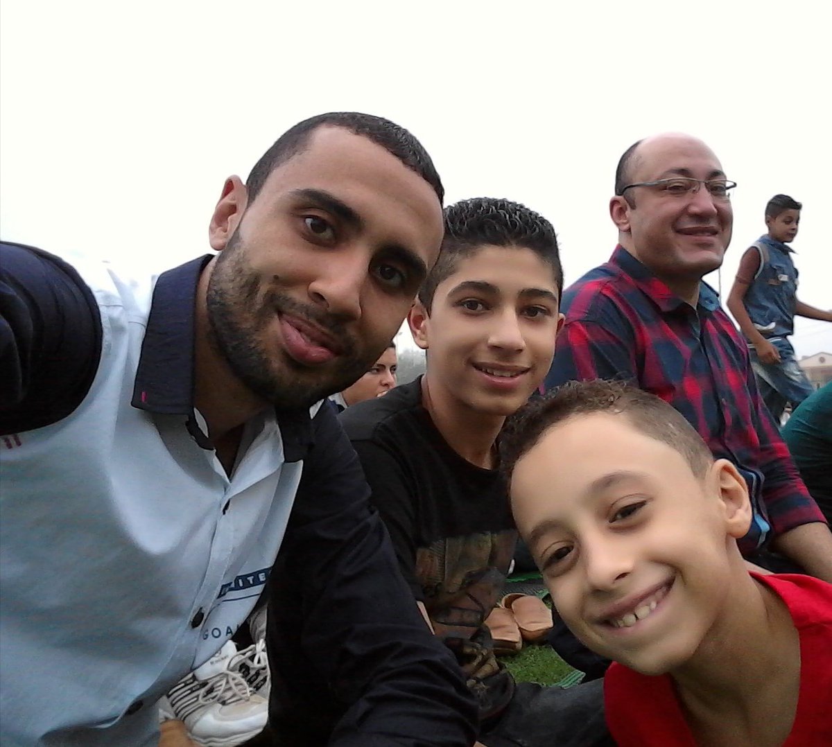 Mostafabanna11's tweet photo. اللهم لا إعتراض على قضائك وأمرك ولك الحمد على كل حال دائماً وأبداً يارب العالمين
حتى الآن لم استوعب لسانى عند دعائى لك بالرحمة والمغفرة يانور عيني يامحمود💔
اللهم اربط على قلوبنا الصبر والسلوان ياارحم الراحمين
#محمود_حقه_هيفضل_عايش https://t.co/ZNyJL8umdS