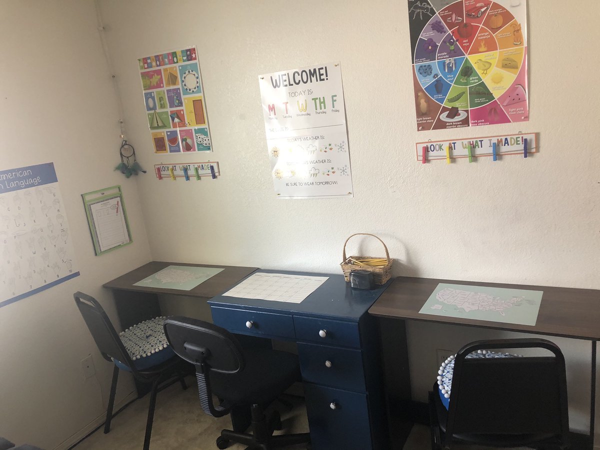 mruiz_SEISD's tweet image. Chester Jordan parents are phenomenal! Here is a peek into one of our family’s home set up for remote learning! Top that! Thank you for sharing Soto family! #TeamSISD #ProudAdmin