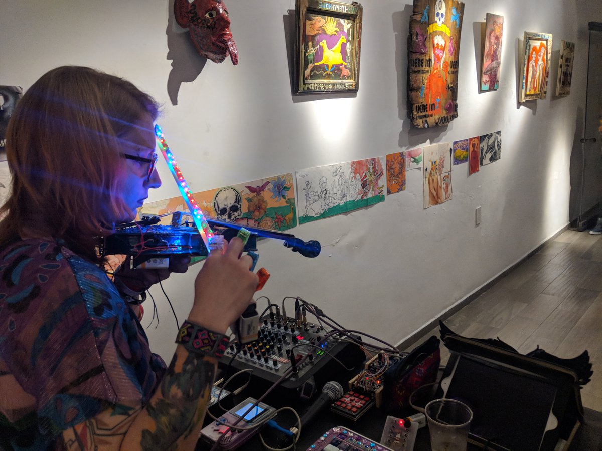 I did play the Boogie Fuck on almost all my shows on that tour, this is me at DLonngi art gallery in Mexico City
