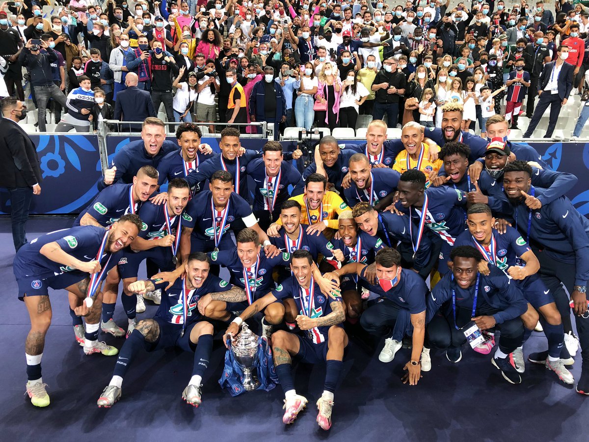 Fall_Dams's tweet photo. BRAVO LES MECS.
13 COUPES DE FRANCE.
CHAPEAU⚽
#ICICESTPARIS #PSGSTE
@PSG_inside
@PSG_Feminines
@FondationPSG https://t.co/Yr7pOfWAR2