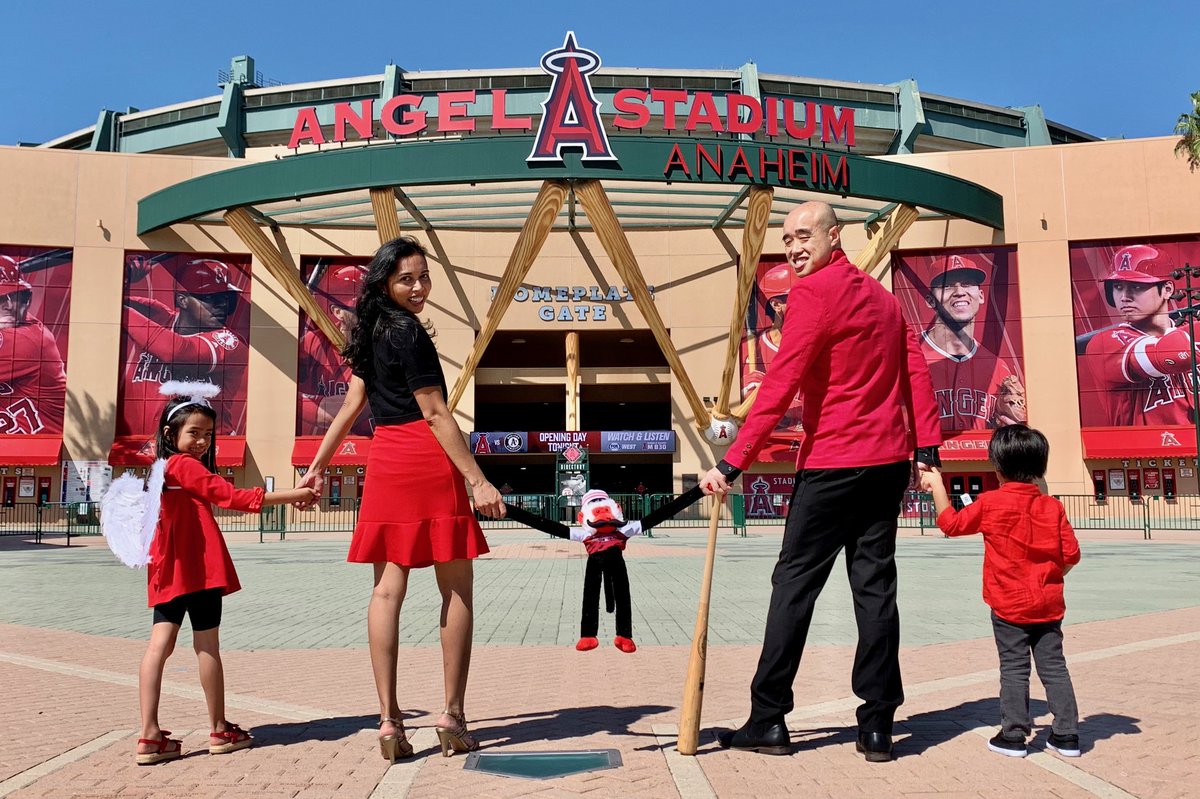 HLNguyen01's tweet photo. @Angels covid-19 is not going to stop this family from being fans opening day. https://t.co/CcdSL189ri