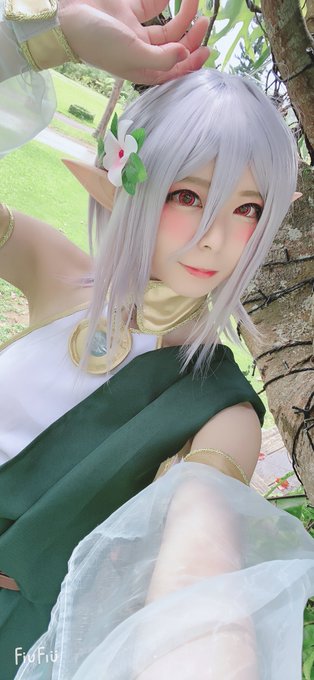 Twitterのコスプレ画像31