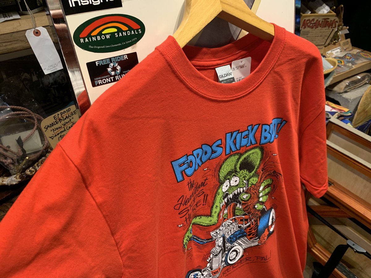 Outside Kawasaki Ar Twitter Rat Fink Kick Butt Tee Shirts Size M L Price 3900 Tax 赤tシャツに 心臓を握りしめる レッドフィンク ハードです Ratfink ラットフィンク 汗かき ネズミ キャラクター アメリカ Tシャツ インポート セレクトショップ