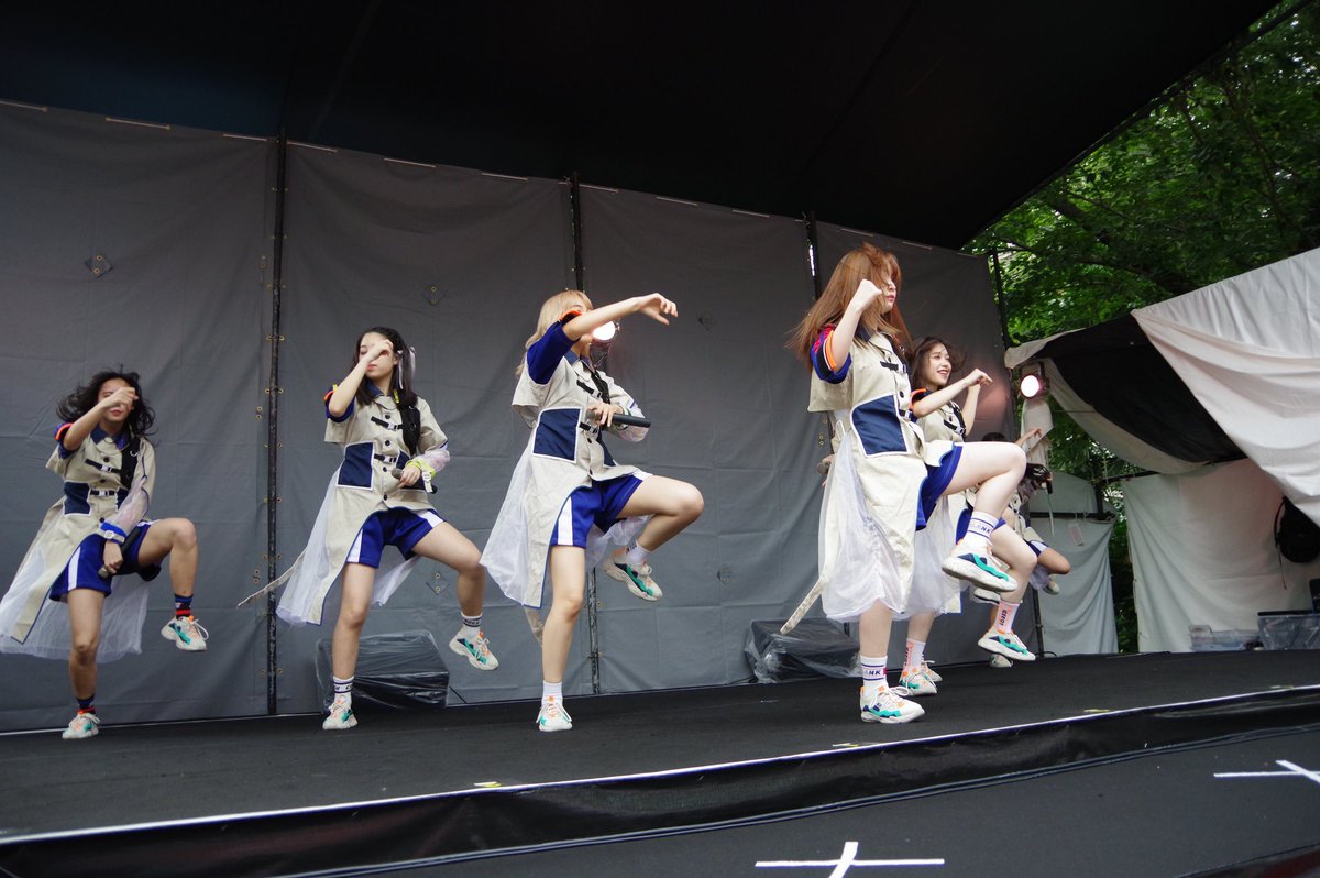 hzj73zx's tweet photo. 2020/7/24
「アナフェス × ITOKEN Fes!! supported by ITOKEN」
神田明神野外特設ステージ
全体(2/6)
#PiiiiiiiN
#前田イブ #美希あすか #上野りみ #那須笑美 #大槻りこ #堀口あいか #田中みう
#EVErydayEVErything
#ほしがりほちゃん https://t.co/iPkHwN9sPi
