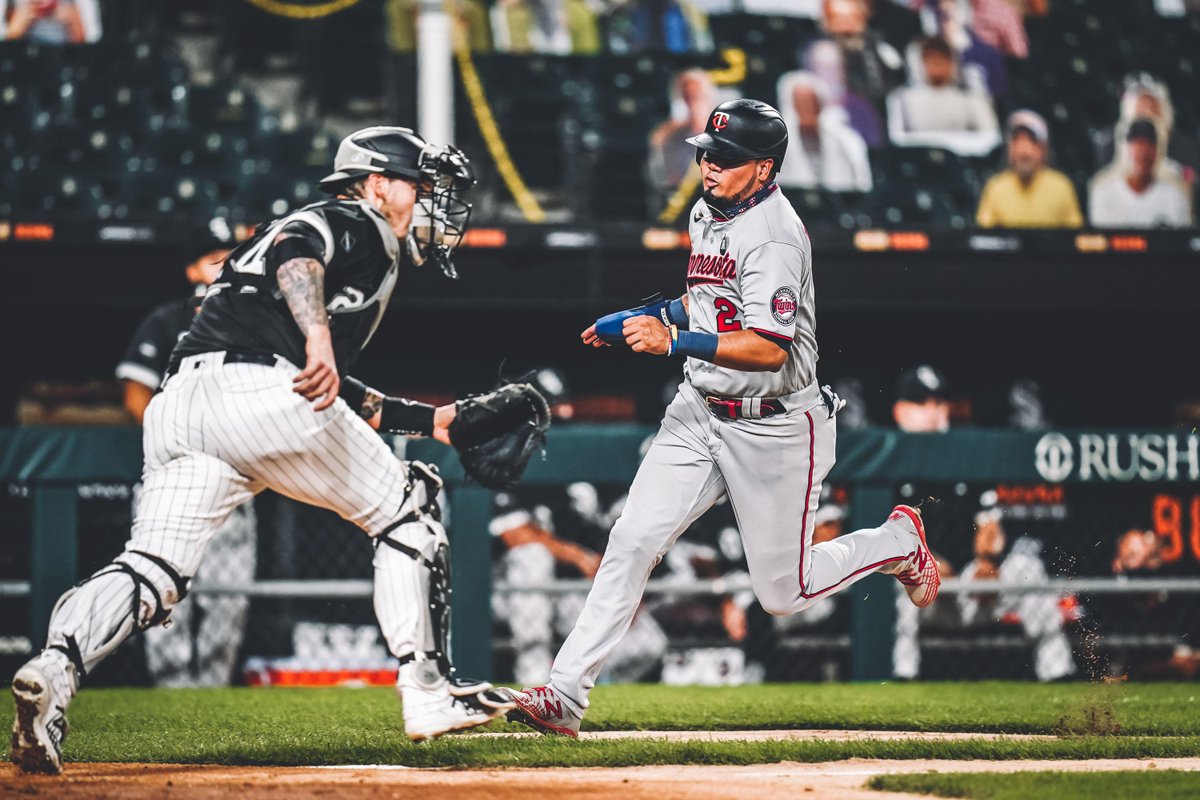 Twins's tweet photo. Base hits, bombas, scoring runs. 😍

#OpeningDay #MNTwins https://t.co/8Poo8IbG4R