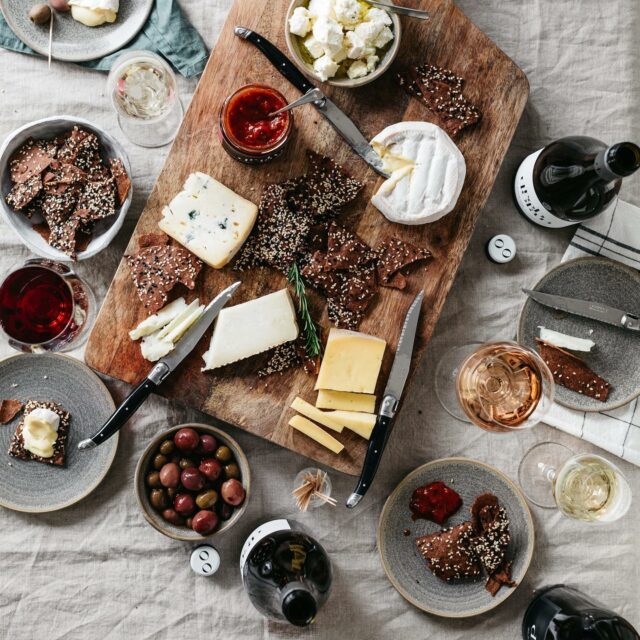 It's Wine and Cheese Day 🍷🧀 Cheers Newie!
Have you ever had the perfect white piece of clothing and BOOM! A red wine accident ruins it?? Not any longer we have you covered bit.ly/3fo3ibV

#wineandcheeseday2020 #winetime #cheers #nomorestains 

 bit.ly/2ABiGCG