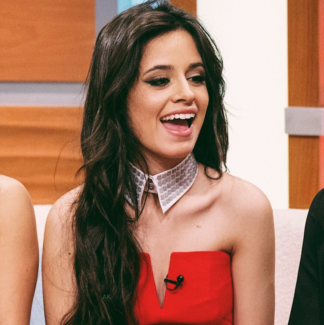 MutiraoFada's tweet photo. Retweet for vote 

#MPN #CamilaCabello https://t.co/ZtouTdlhcC