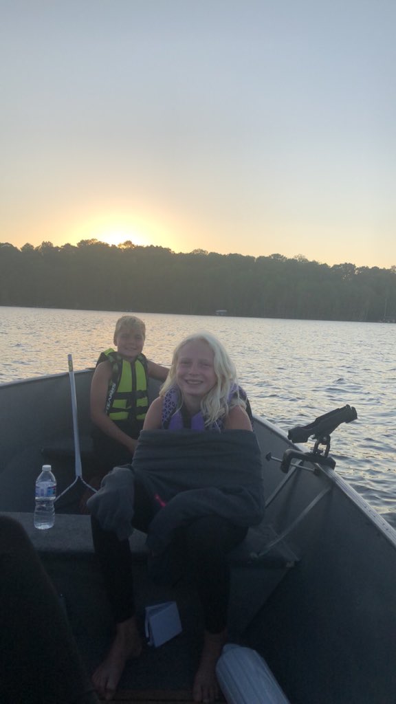 CampLansing's tweet photo. #sunsetcruise in #eagleriverwi https://t.co/I1X48gc7O5