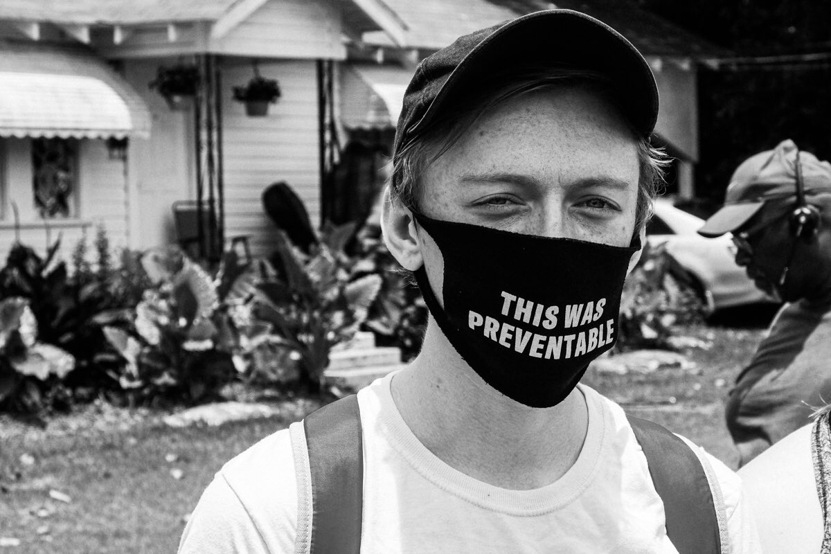 ashtonpittman's tweet photo. "This was preventable." –a protester in Petal, Mississippi (📷: me) #WordsToPutOnMasks https://t.co/4Ji0V8UouK