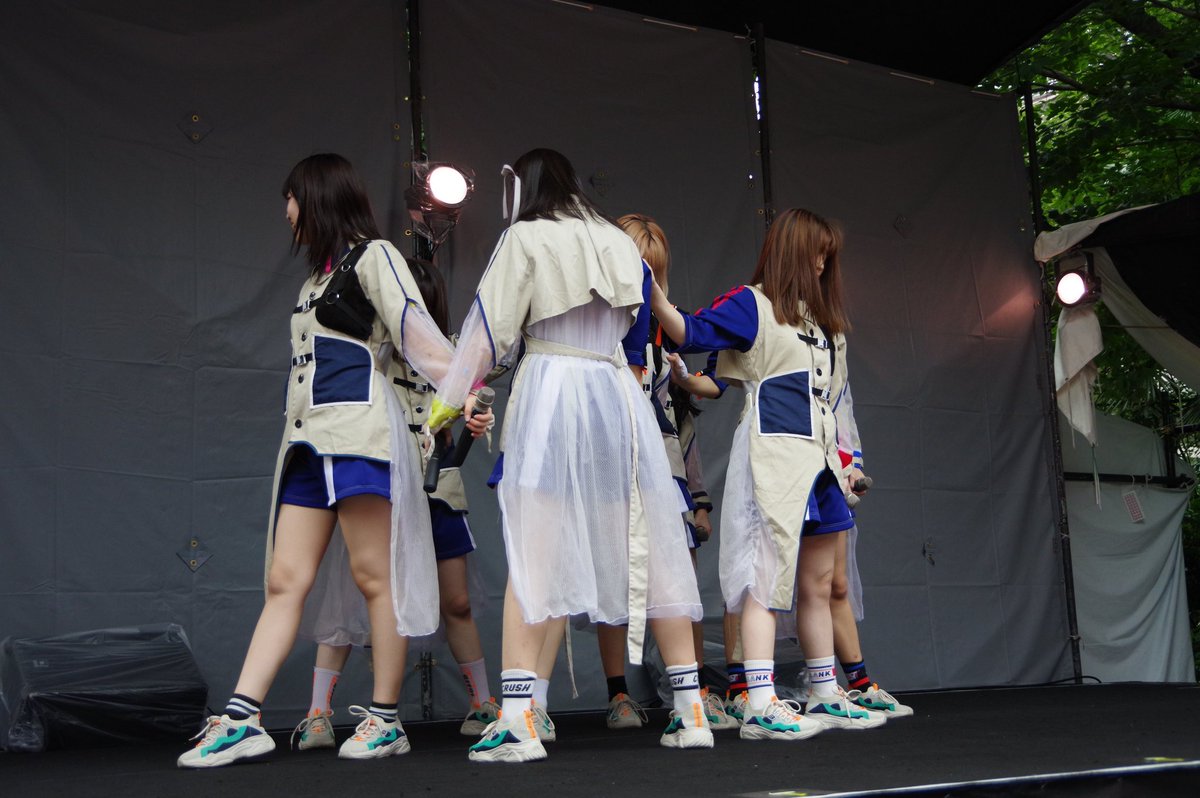 hzj73zx's tweet photo. 2020/7/24
「アナフェス × ITOKEN Fes!! supported by ITOKEN」
神田明神野外特設ステージ
全体(4/6)
#PiiiiiiiN
#前田イブ #美希あすか #上野りみ #那須笑美 #大槻りこ #堀口あいか #田中みう
#EVErydayEVErything
#ほしがりほちゃん https://t.co/2sp29LuTef