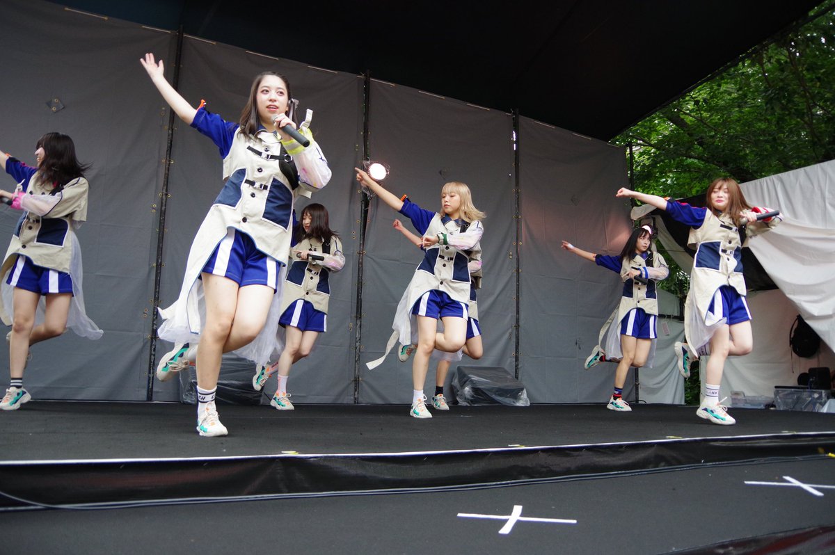 hzj73zx's tweet photo. 2020/7/24
「アナフェス × ITOKEN Fes!! supported by ITOKEN」
神田明神野外特設ステージ
全体(4/6)
#PiiiiiiiN
#前田イブ #美希あすか #上野りみ #那須笑美 #大槻りこ #堀口あいか #田中みう
#EVErydayEVErything
#ほしがりほちゃん https://t.co/2sp29LuTef