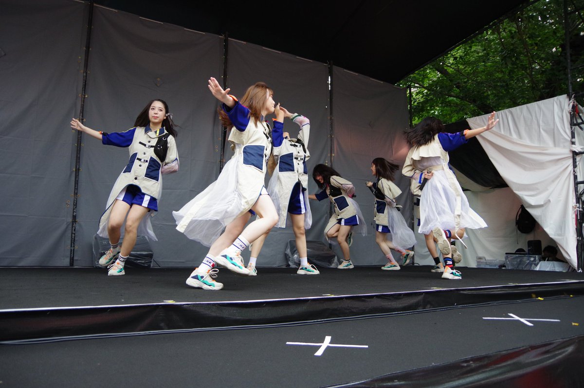 hzj73zx's tweet photo. 2020/7/24
「アナフェス × ITOKEN Fes!! supported by ITOKEN」
神田明神野外特設ステージ
全体(4/6)
#PiiiiiiiN
#前田イブ #美希あすか #上野りみ #那須笑美 #大槻りこ #堀口あいか #田中みう
#EVErydayEVErything
#ほしがりほちゃん https://t.co/2sp29LuTef