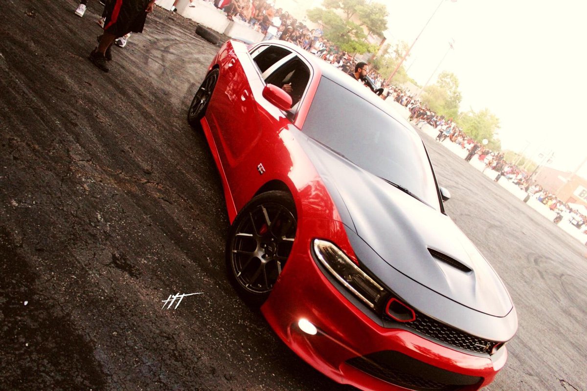 HoodTalesTv's tweet photo. Scat Dreams❤️ #HellCat #Scatpack #Cars #SundayFunday #Takeover #tsnls #tripmodeactive #takingovercc #detroit #drifting #racing #dodge #HoodTales🦈 https://t.co/32LPNcoxX3