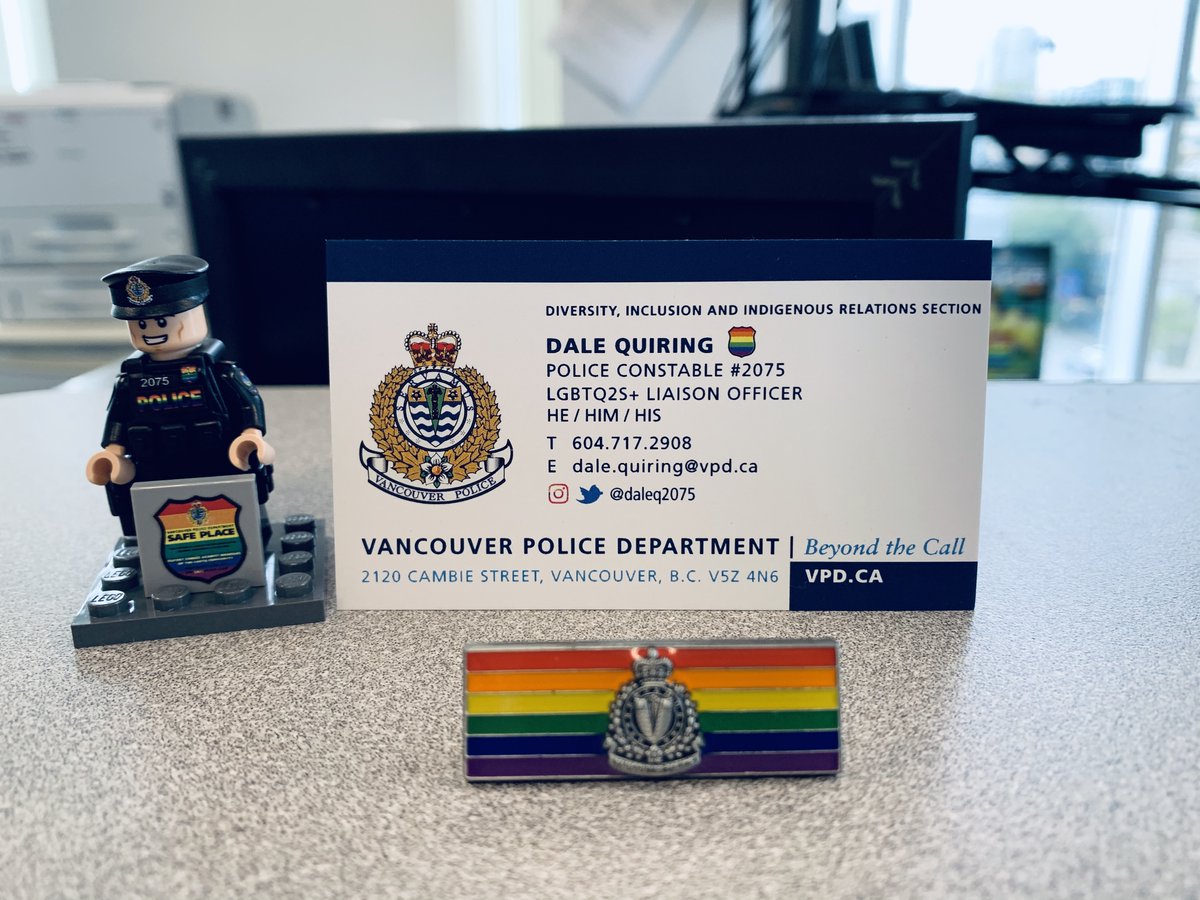 daleq2075's tweet photo. Very proud to unveil #Vpd 1st Pride pin to be worn by sworn officers and civilian employees during our #PRIDE2020 season. #LGBTQtogether #community #lovewhoyouwant #workwhereyouwant #copwhocares 🏳️🌈🏳️⚧️❤️ https://t.co/2cfpIqbW3i