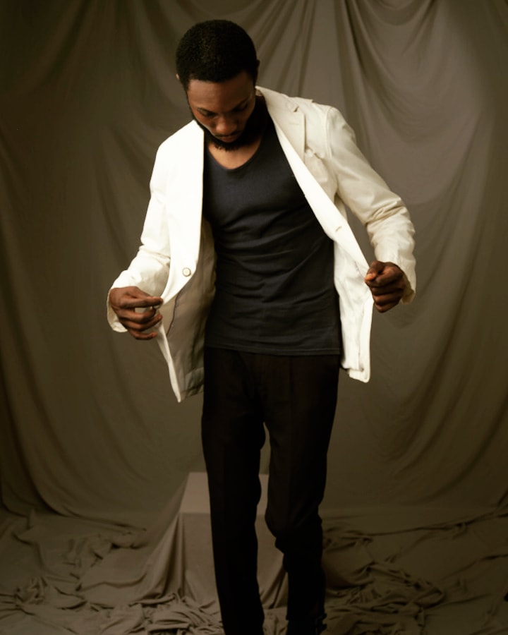 FlybridN's tweet photo. I love myself... That's how I can truly Love you!
You can listen to my songs on Boomplay
https://t.co/XsVI70ENwn
#loveandlight #Euphoria #Flybrid #Dorathy #BBNaija #Nengi #LayconOurAristotle https://t.co/kjeg4oNpJZ