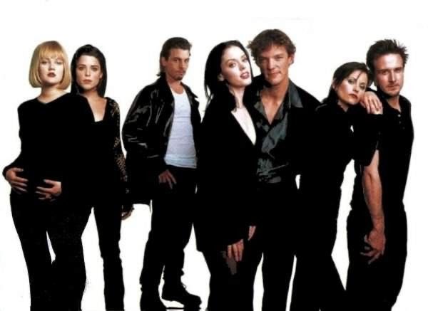 aidansfisher's tweet photo. I can’t deal with the hotness #screamcast #squad #90s https://t.co/I9nrdI5YAU