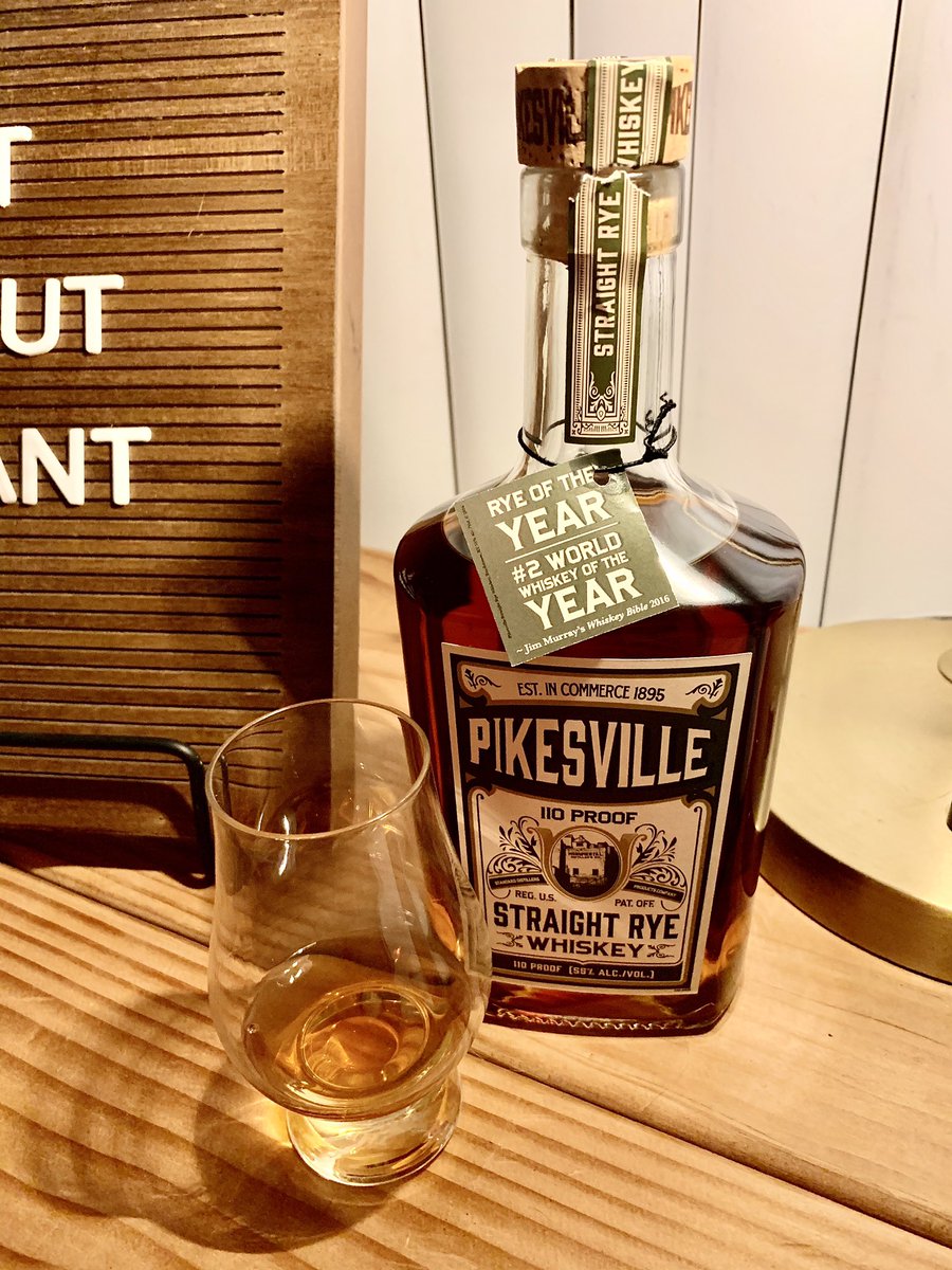 BrandonTigrett's tweet photo. First rain in forever in Phoenix deserves a good whiskey! Also celebrating a great week! 🥃 #pikesvillerye @HeavenHill1935 https://t.co/SmLndcgyEE