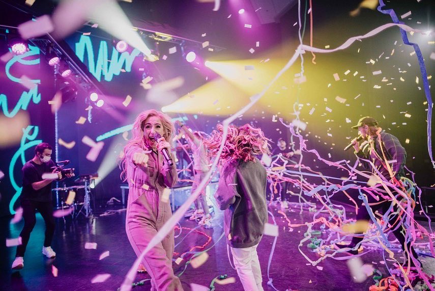 HighlandsAL's tweet photo. Our favorite moment at Motion every year is when we see thousands of students make the decision to say "yes" to whatever God is calling them to do and to be, and this year is no different! This generation is unlike any other! #MOTION2020 #ALLtogether https://t.co/5jtdXBYOzz