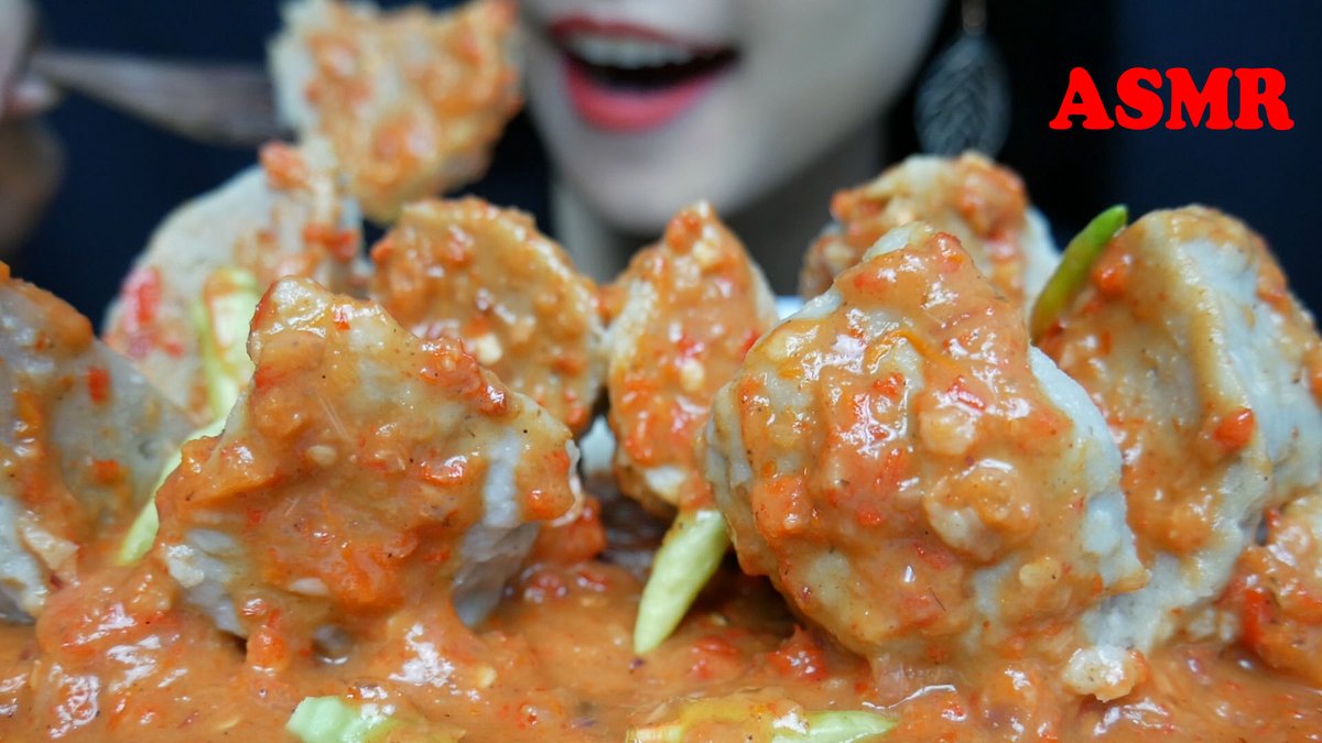 cintyaasmr's tweet photo. ASMR MUKBANG BAKSO BOGEM MEKAR MANDI CABE (BAKSO MERCON PEDAS) SUPER SPICY MEATBALL | ASMR Indonesia

Full video on Youtube 💙

#mukbang #eatingshow #letseat #eatingsounds #eatingasmr #asmr #foodies #watchmeeat #asmrindonesia
#bakso #asmrbakso #baksopedas

https://t.co/vUTmaQlTLF https://t.co/DOfR3pRBbw