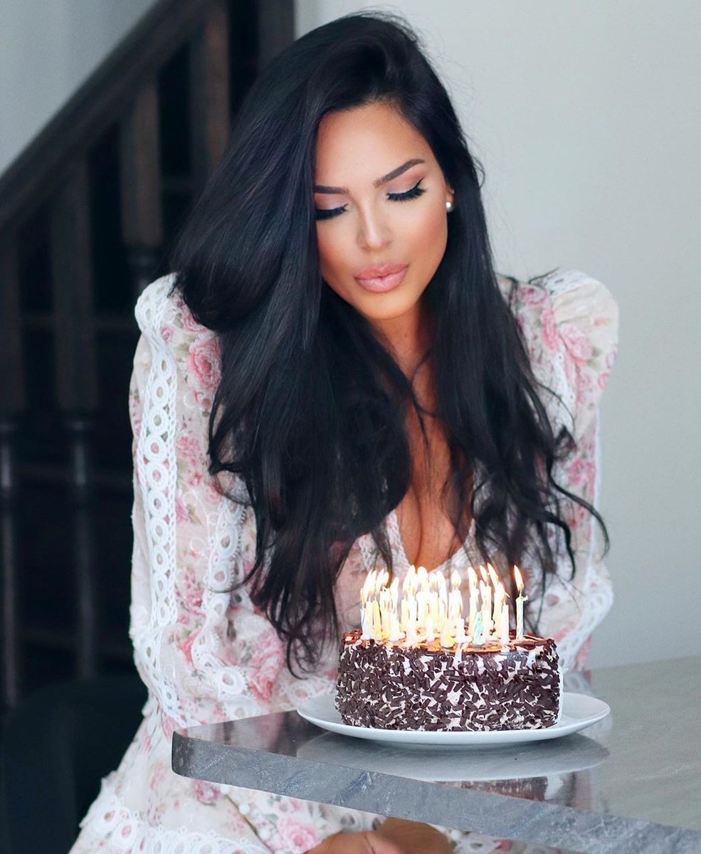 Aleksandra ♌♌ tweet media