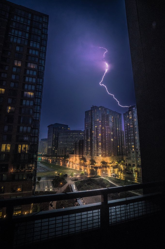 Stormy nights in Alexandria | Washington DC | #lightning #AlexandriaVA #igdc <a href="/AlexandriaVA/">Visit Alexandria VA</a> <a href="/Artofvisuals/">Art of Visuals</a> <a href="/vassadors/">VISUALAMBASSADORS</a> <a href="/StreetMeetDC/">#StreetMeetDC</a> @city_killerz | instagram.com/p/CC7K6eIhkPG/…