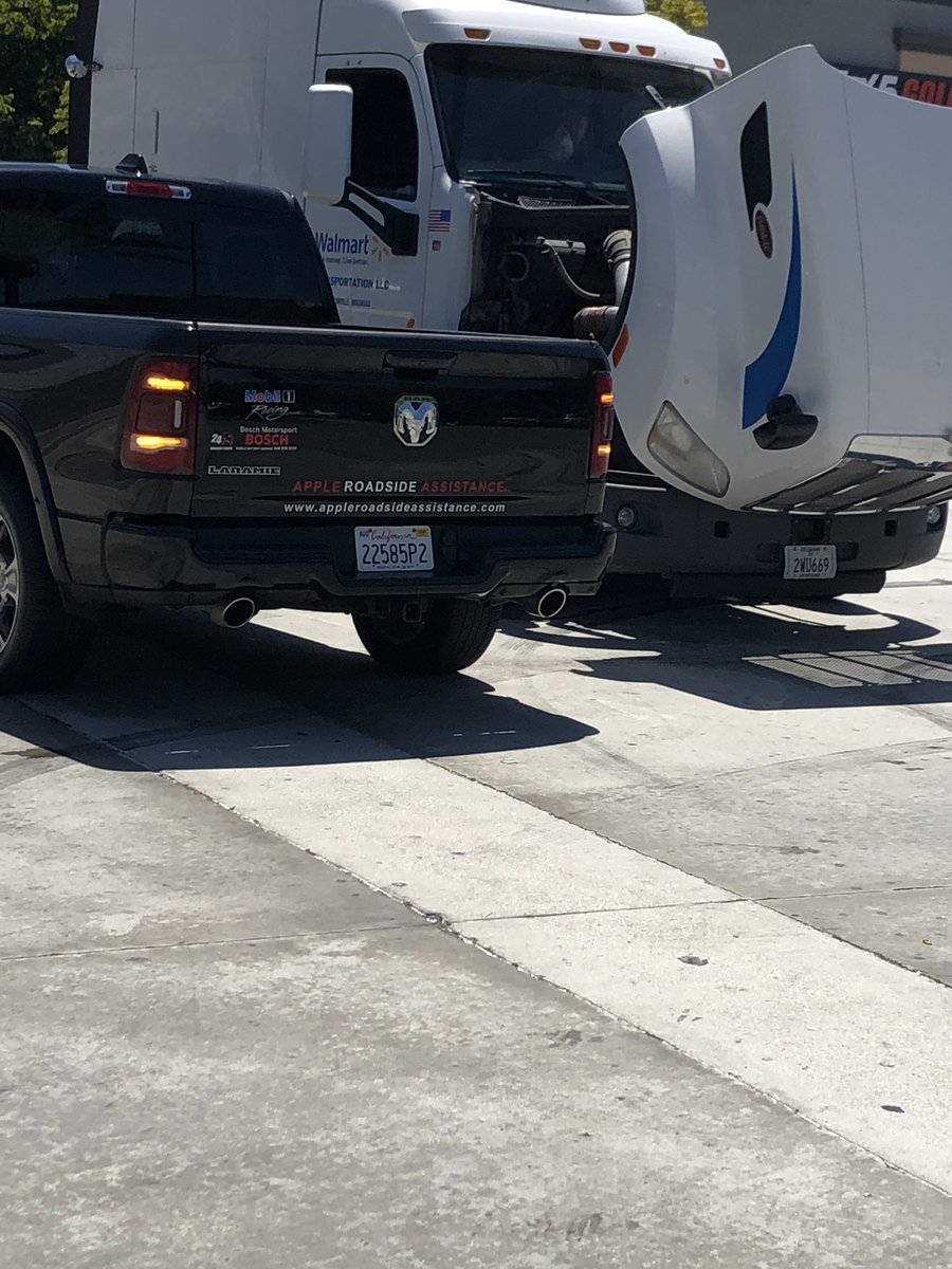 appleroadside's tweet image. Apple Roadside Assistance