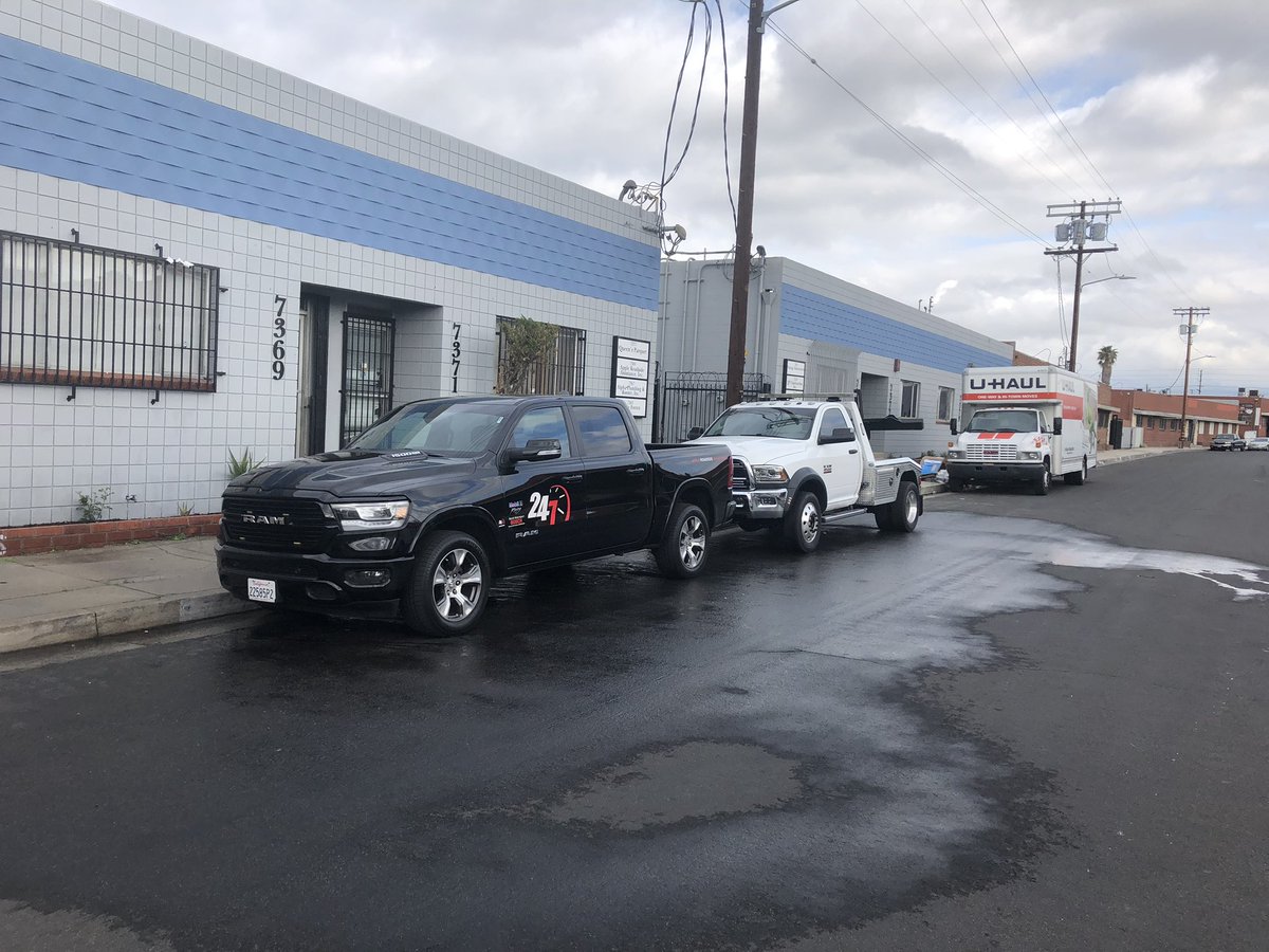 appleroadside's tweet image. Apple Roadside Assistance