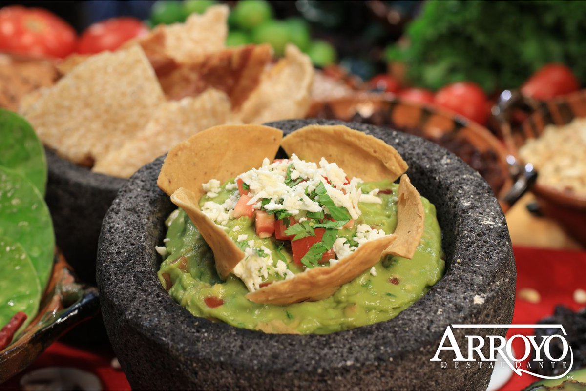 Un delicioso guacamole para comenzar una gran comida con amigos. 😋😍🥰

Itacate.
Arroyo en casa, nuestra carta completa a domicilio.
☎️ Llamando al 55 55 13 77 66.

Realice su reservación al 55 55 73 43 44 o en línea. ➡️ restaurantearroyo.com.mx/reservaciones/

🛵 Disponible también en Rappi.