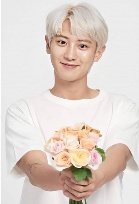 Sunan85446530's tweet photo. @BBMAsChart @weareoneEXO EXO FOREVER @weareoneEXO  #EXO_SC #EXO @weareoneEXO @layzhang @weareoneEXO @B_hundred_Hyun https://t.co/xcvK79OfiO
