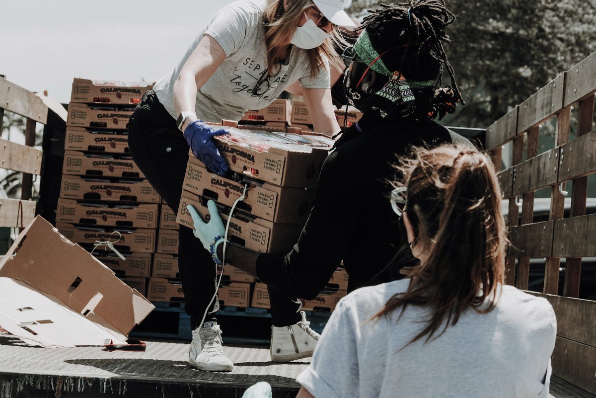 WPCareySchool's tweet photo. ASU professor's new study to show how food retailers work with food banks https://t.co/OJ6NrPcVgd @asunews #agribusiness #foodretail #pandemic https://t.co/Qn4pfq7cOP
