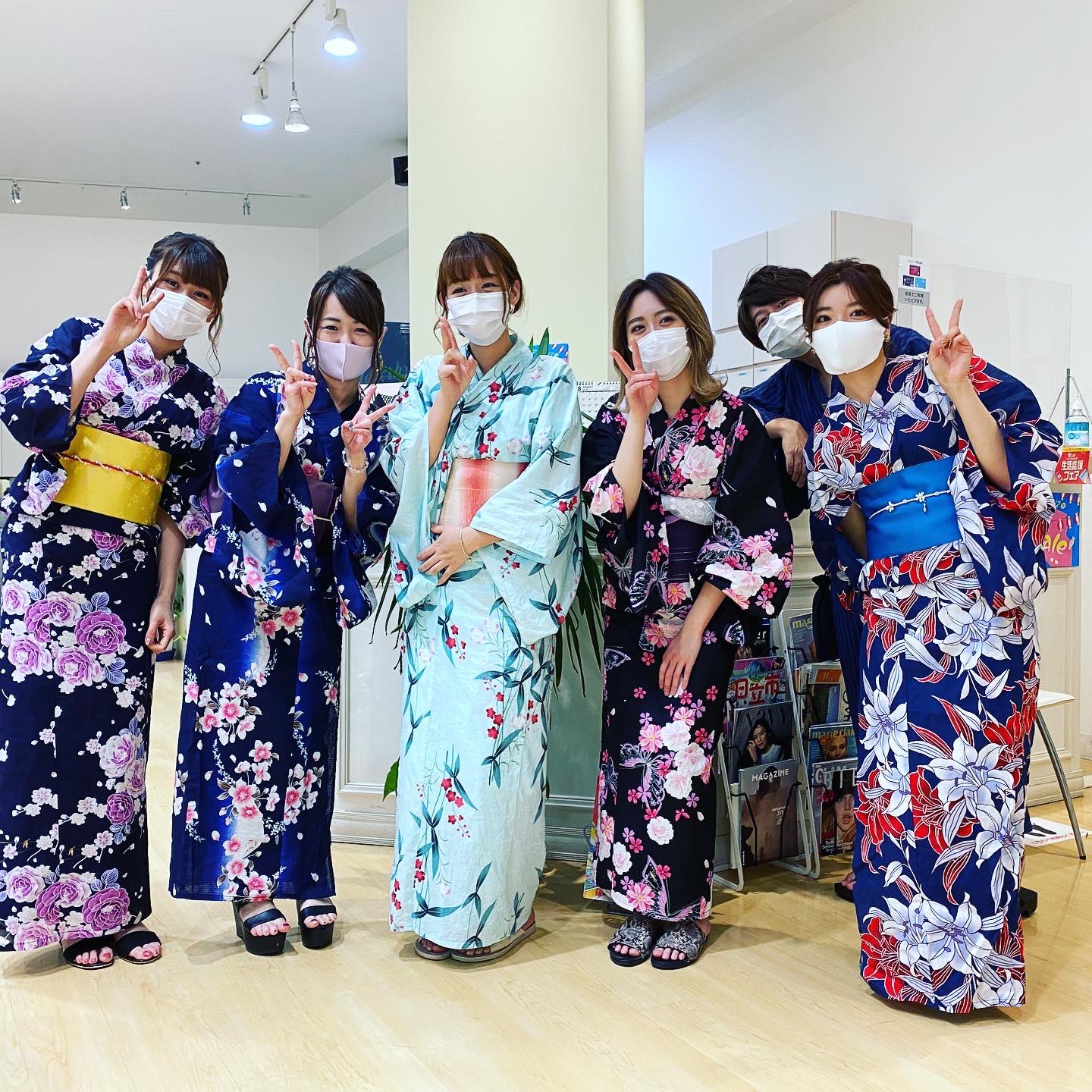 水戸の美容室 ヘアスタジオl A こんにちは 本日スタッフ浴衣営業しております 浴衣 を着てご来店頂いた方 半額でヘアアレンジさせていただけます ぜひこの機会に浴衣を着て楽しくお休みを過ごしてください イオン館内も イベントやっております 水戸の美容室 ヘアスタジオl A こんにちは 本日スタッフ浴衣営業しております 浴衣 を着てご来店頂いた方 半額でヘアアレンジさせていただけます ぜひこの機会に浴衣を着て楽しくお休みを過ごしてください イオン館内も イベントやっております