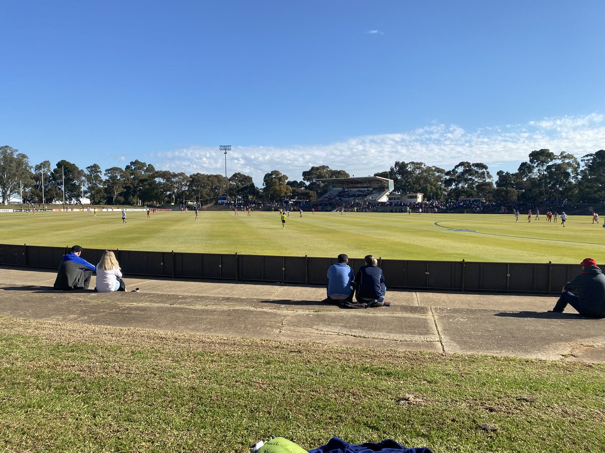 Cracking day for <a href="/SANFL/">SANFL</a> <a href="/xconvenience/">X Convenience</a> oval! <a href="/Ceeentrals/">Central District Football Club</a> vs <a href="/NorthAdelaideFC/">North Adelaide FC</a> - good crowd 👏