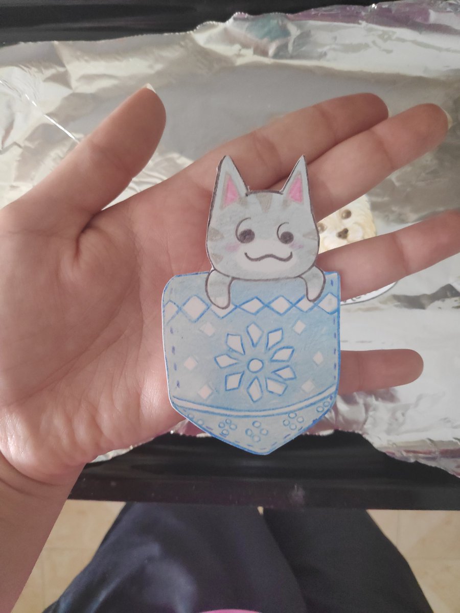 AnaCrossing3's tweet photo. ❄ Bolsillito Feli ❄
-Llevate a la aldeana más adorable a todas partes con este pin bolsillito 💙
- 5€ + envío
#acnh #animalcrossing #animalcrossingnewhorizons https://t.co/0LpnwwOyVl