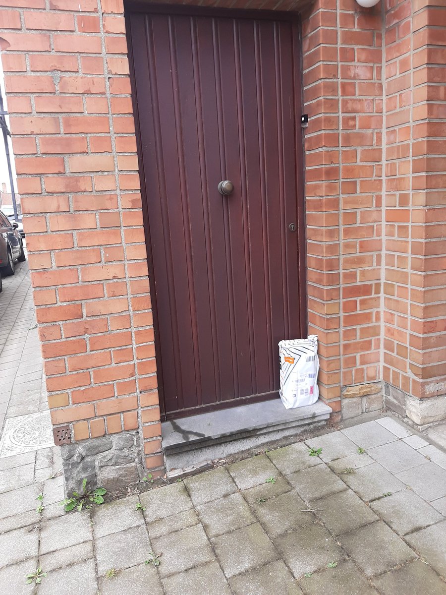 <a href="/bpost_nl/">bpost</a> 1x kan ik hier mee lachen maar geen 2x, als we niet thuis zijn gelieve het pakketje dan gewoon weer mee te nemen.
Vorige keer melding van gemaakt, heel spijtig dat het dan nog eens gebeurd!