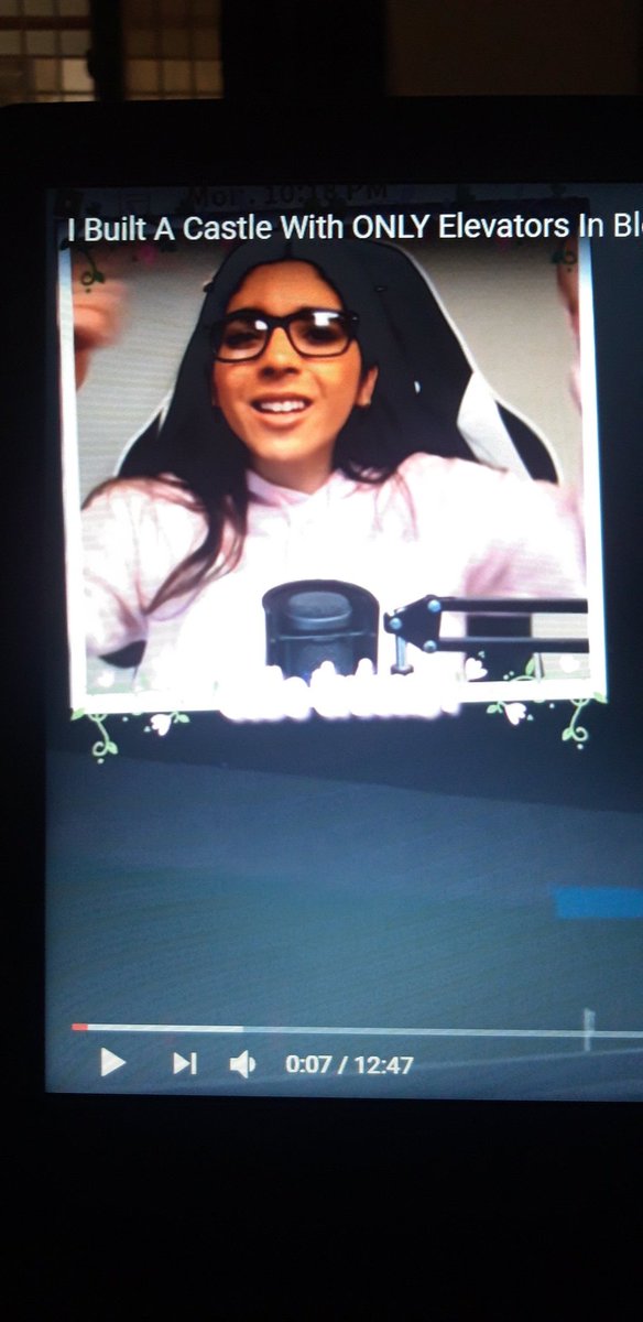 Ayzifaee's tweet photo. Ok just tell me how do you look so good 💜💜 ( dont mind the quality i took this  very fast as my phone was out of battery i took this pic and posting it now hehe)@AshleyTheUni #codeunicorn https://t.co/qmdK2QGW9C